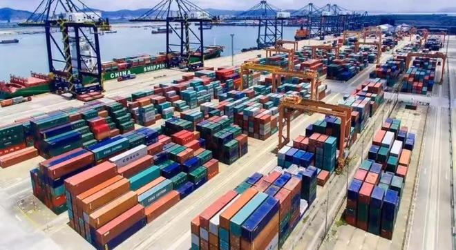 上半年我国货物贸易进出口稳中求进，国内贸易代理潜力彰显