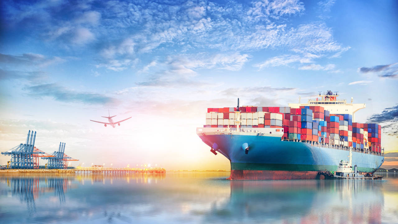 前7个月我国货物贸易进出口增长6.2%，国内贸易代理迎来新机遇